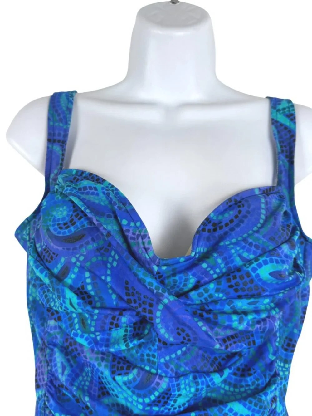 Miraclesuit One Piece Swimsuit Womens Size 16 Blue Paisley Beach SW-2140